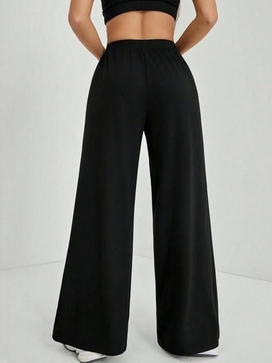 Women's Black Straight Fit Pants